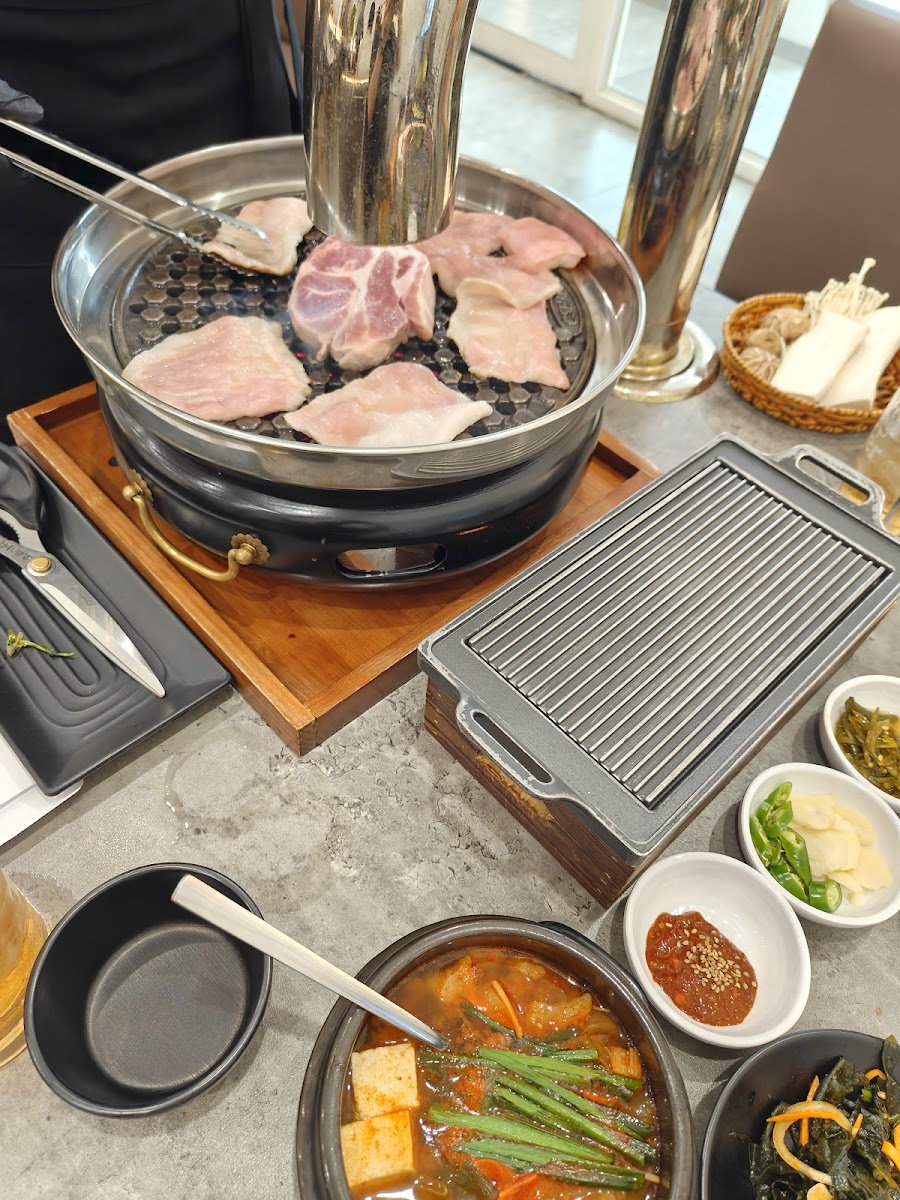 0°C[KOREAN BBQ DINING RESTAURANT] photo 7 in Thao Dien