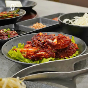 Korean Style Chicken with Side Dishes