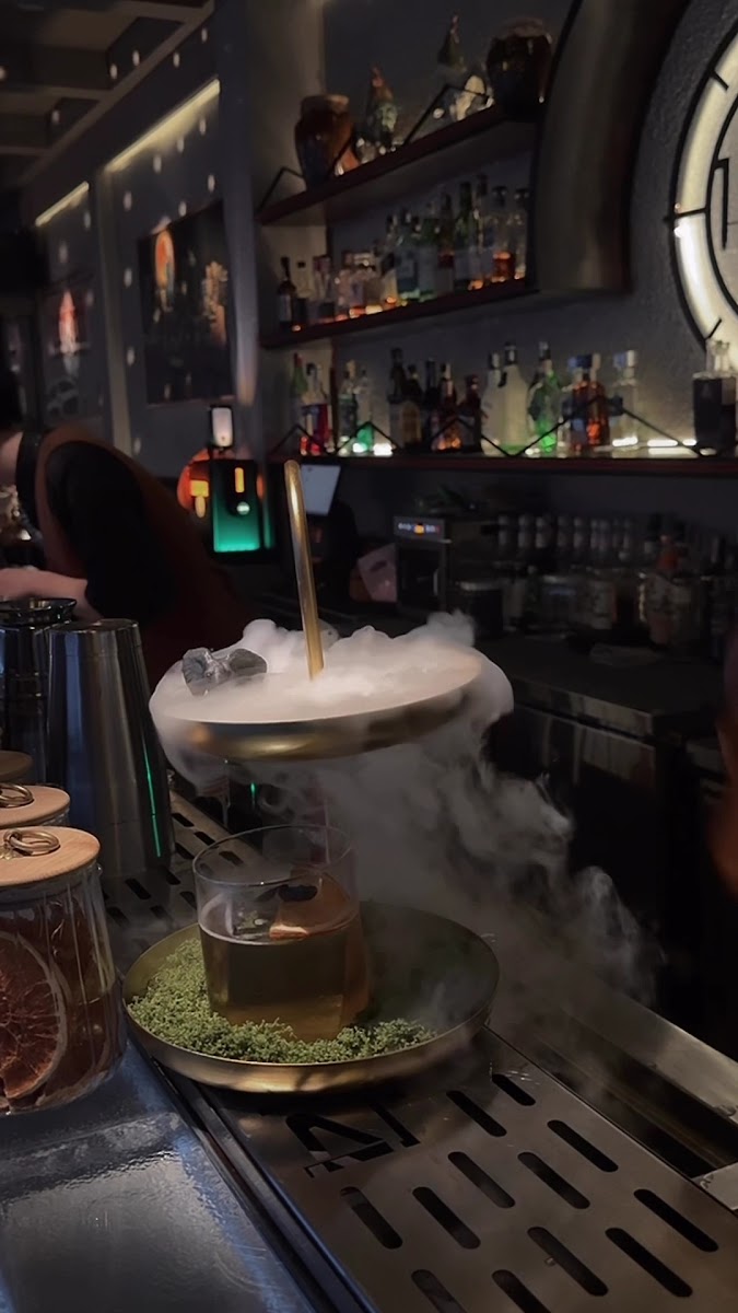 1914 Bar - Cocktail Bar in Thao Dien