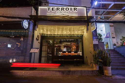 2cms Wine Bar photo 3 in Thao Dien