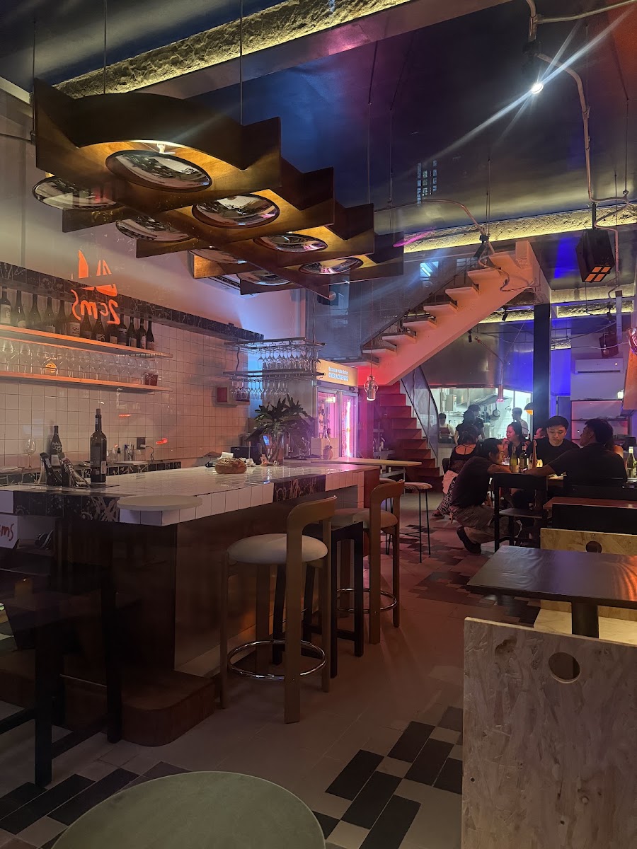 2cms Wine Bar photo 6 in Thao Dien