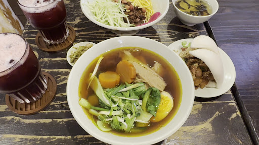 A Bowl Of Noodle - Mì Bò Đài Loan photo 3 in Thao Dien