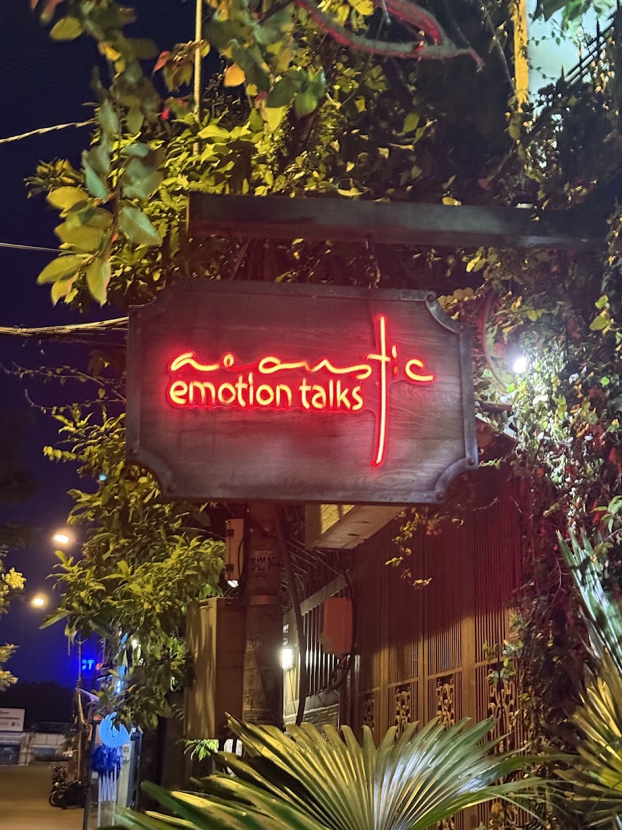 Acoustic Bar - Nam Kỳ Khởi Nghĩa - Bar in Thao Dien
