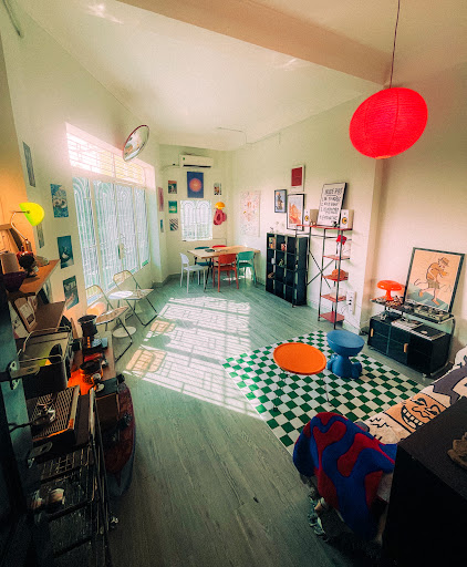Alehub - A Hidden Living Room Hamburger restaurant in Ho Chi Minh City - exterior