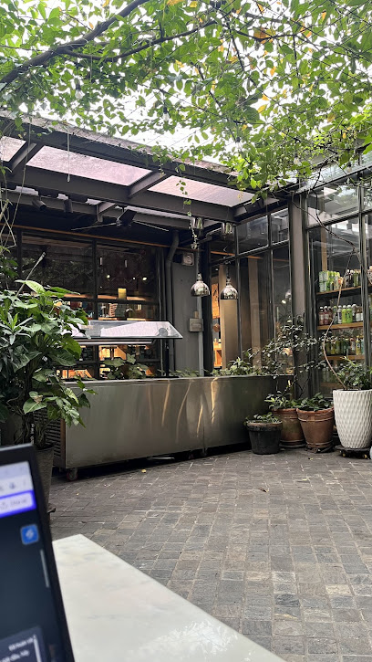 Annam Gourmet - An Phú in Thao Dien