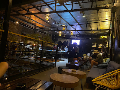 Apini Social Lounge photo 6 in Thao Dien