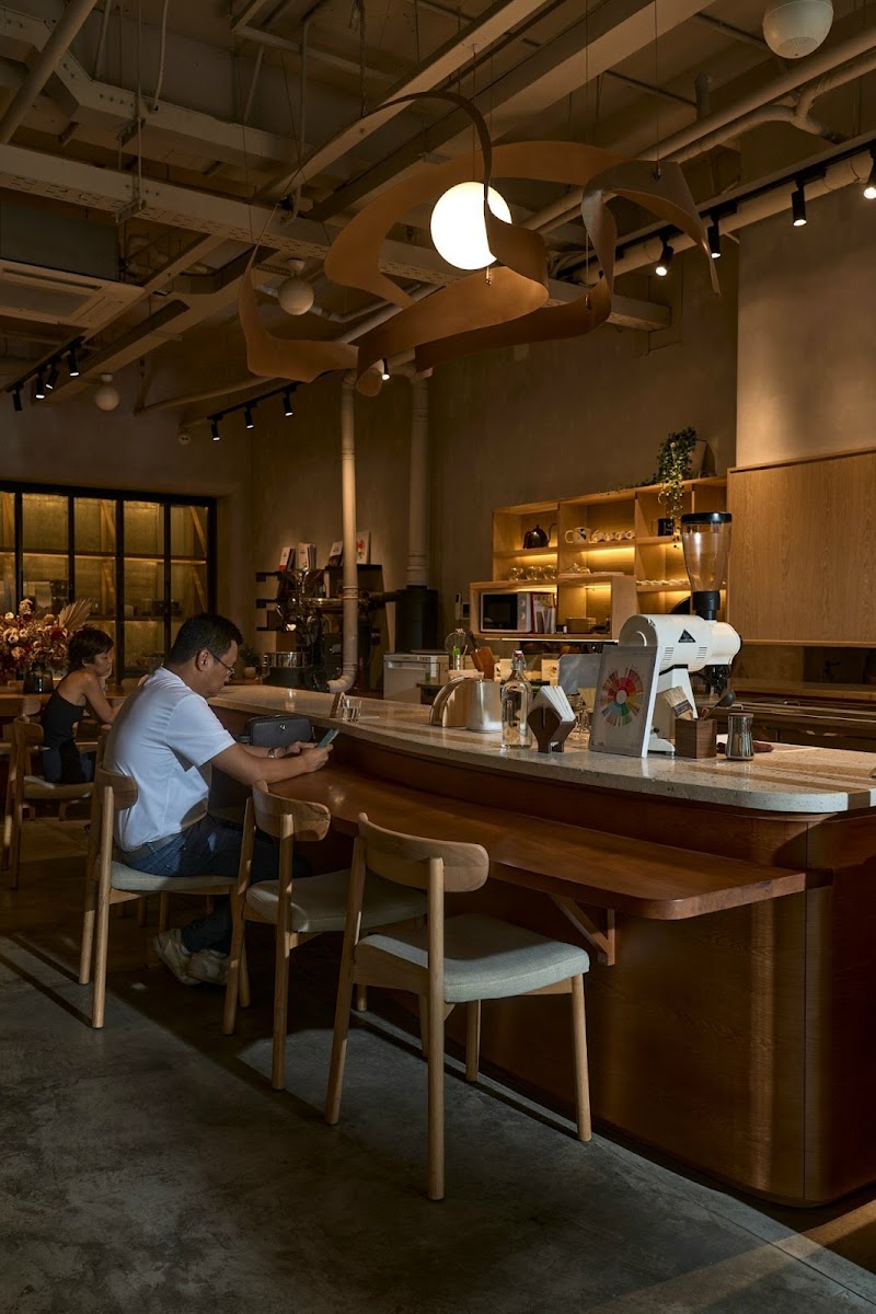 Aramour Coffee Roasters Saigon Pearl - Cafe in Thao Dien