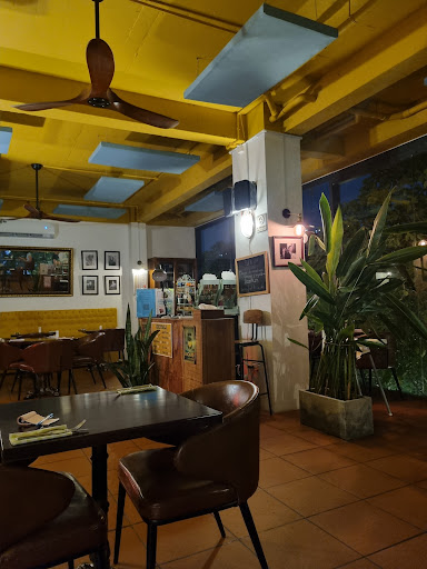 Bacoulos bistro photo 5 in Thao Dien