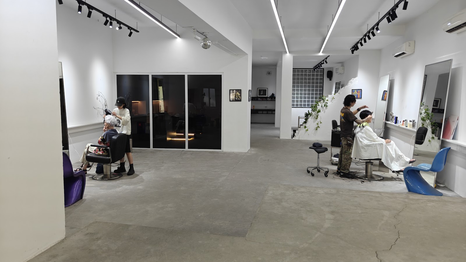 bangs and nova. Japanese Hair Salon photo 8 in Thao Dien