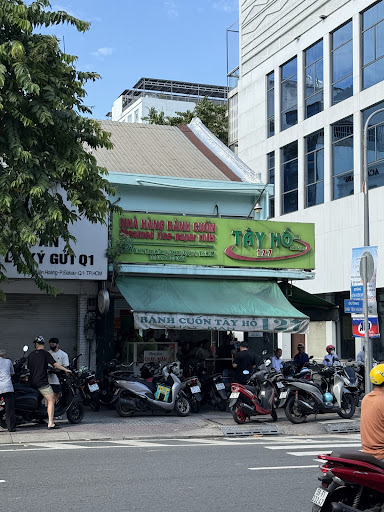 Bánh Cuốn Tây Hồ 127 - Asian Restaurant in Thao Dien