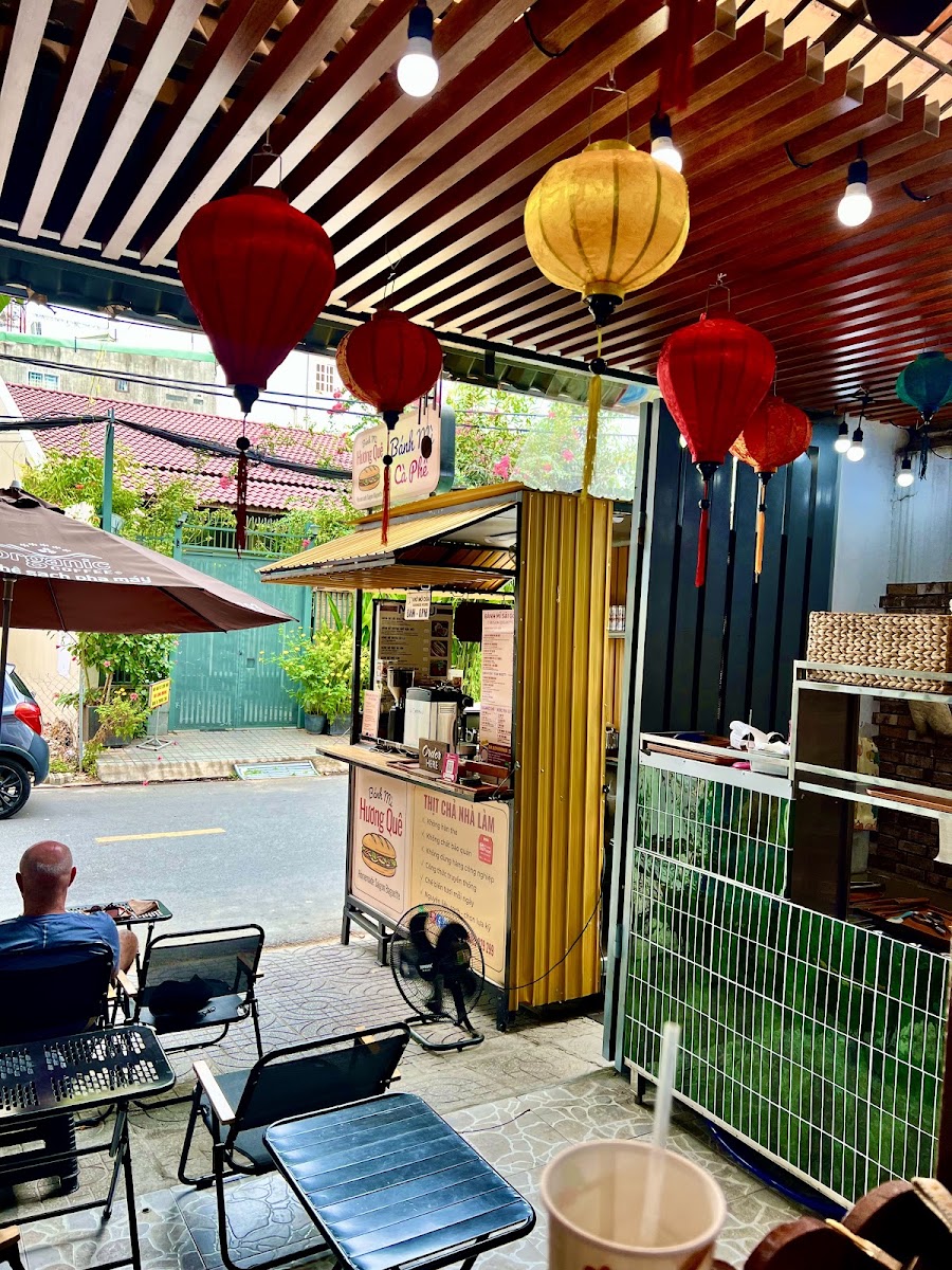 Bánh Mì Hương Quê Restaurant in Thao Dien - exterior