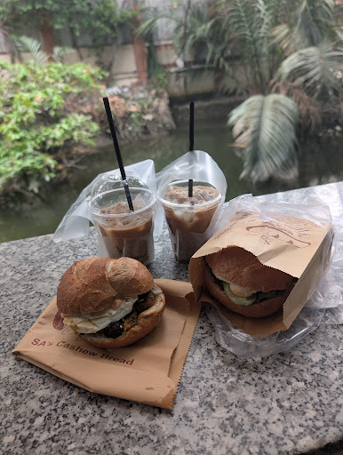 Bánh Mì Thịt Nướng Hạt Điều - Sa Cashew Bread photo 6 in Thao Dien