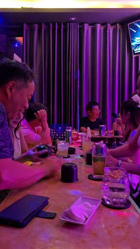 Bar Commune Saigon photo 4 in Thao Dien