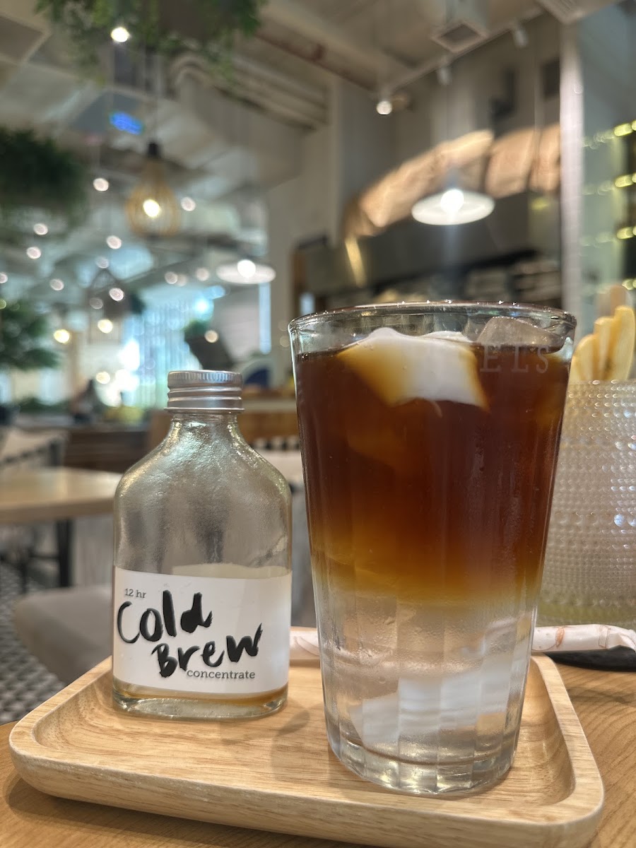 BARTELS Sonatus - Sourdough Sandwiches, Coffee & Juicery photo 3 in Thao Dien