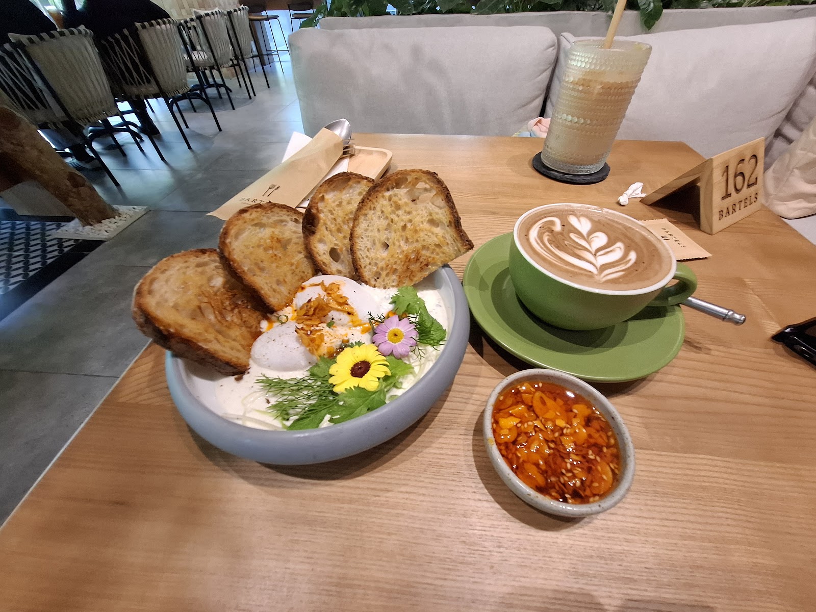 BARTELS Sonatus - Sourdough Sandwiches, Coffee & Juicery photo 7 in Thao Dien