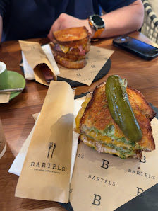 Grilled Cheese Sandwich with Pickle