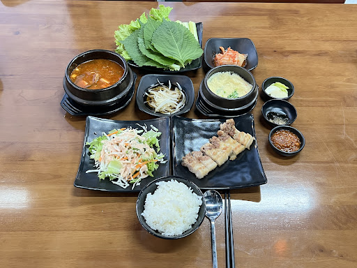 BBQ Gogi Maru Quận 2 고기마루 2군점 photo 12 in Thao Dien
