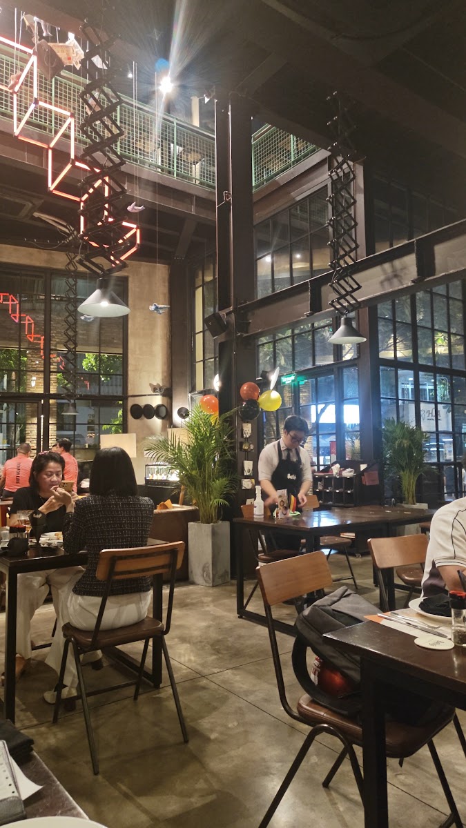 BELGO LE NGO CAT - BELGIAN CRAFT BEER & RESTAURANT - Belgian Restaurant in Thao Dien