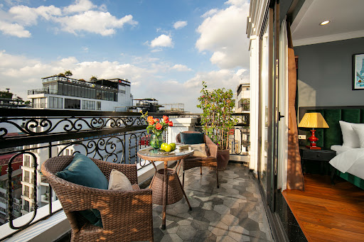 Bella Premier Hotel & Rooftop Skybar photo 4 in Ha Noi