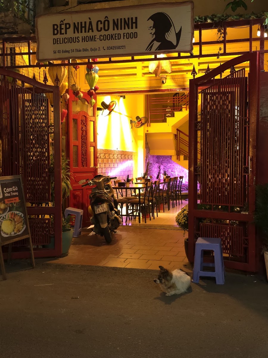 BẾP NHÀ CÔ NINH | QUÁN ĂN THẢO ĐIỀN photo 4 in Thao Dien