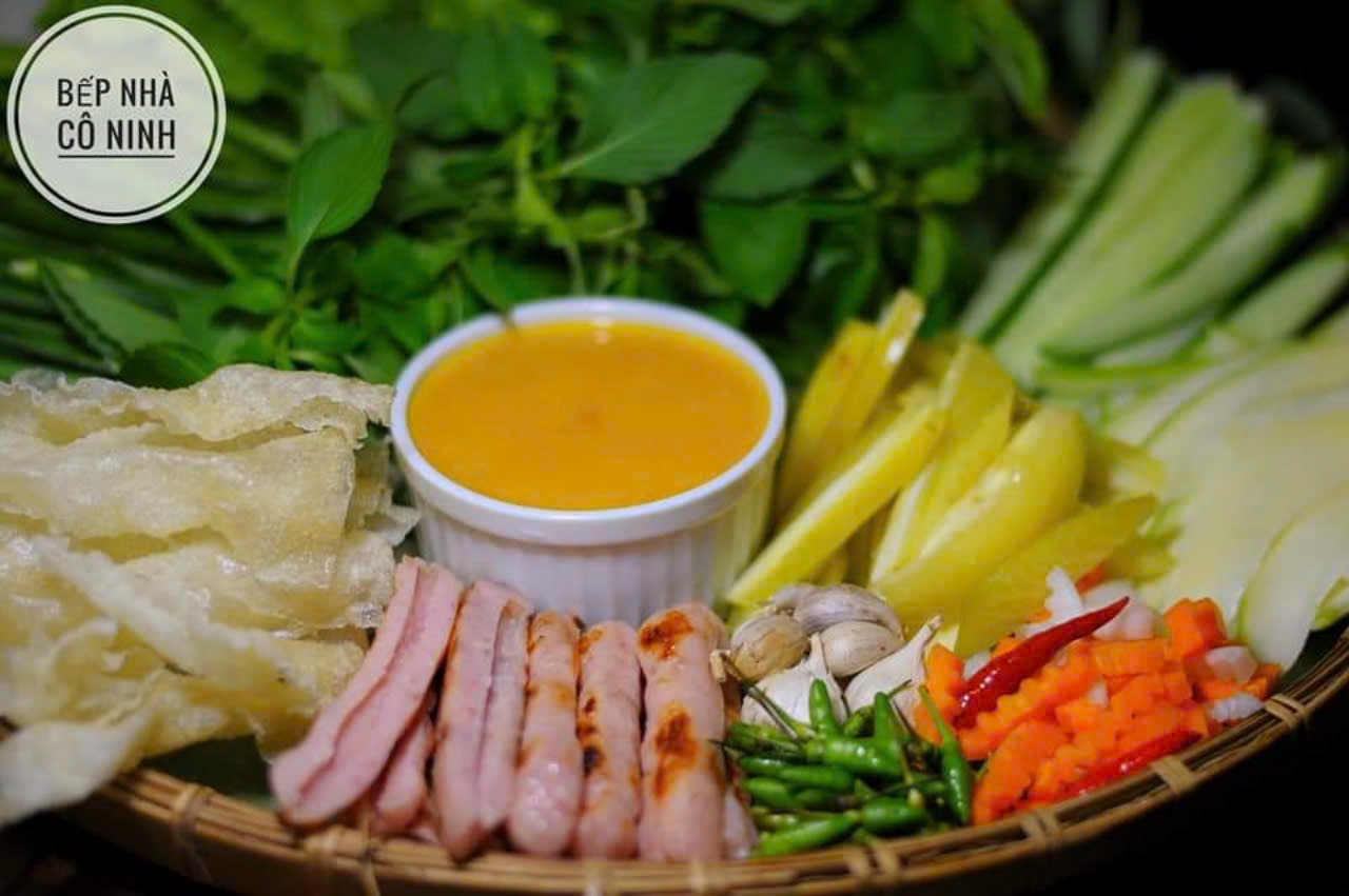 BẾP NHÀ CÔ NINH | QUÁN ĂN THẢO ĐIỀN photo 7 in Thao Dien