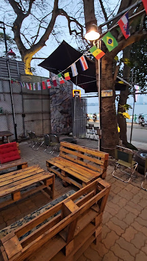 Bevvy Bar & BBQ photo 5 in Ha Noi