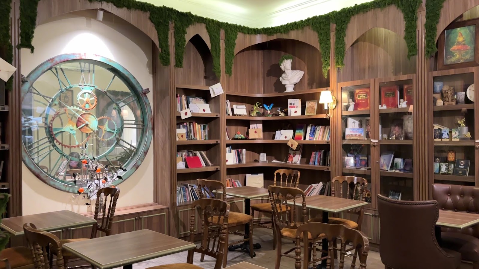 Bibli Library Café - Cafe in Thao Dien