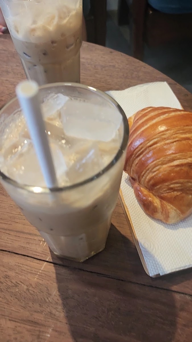 BIN'S HOUSE COFFEE - Thao Dien in Thao Dien