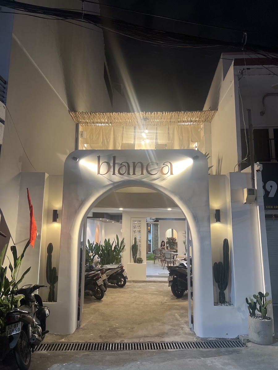 Blanca Coffee & Tea - The Alley - Cafes & Coffee in Thao Dien