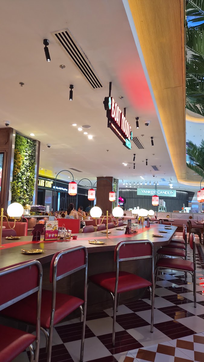 Boat Noodle Bangkok - Estella Place- Thai Chinese Noodle - Thai in Thao Dien
