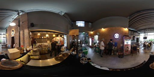Brick & Barrel - Craft Beer, Pizza, and Burgers photo 8 in Thao Dien