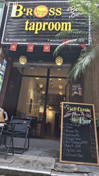 B'Ross Brewery at Umi's Bar in Ha Noi - exterior