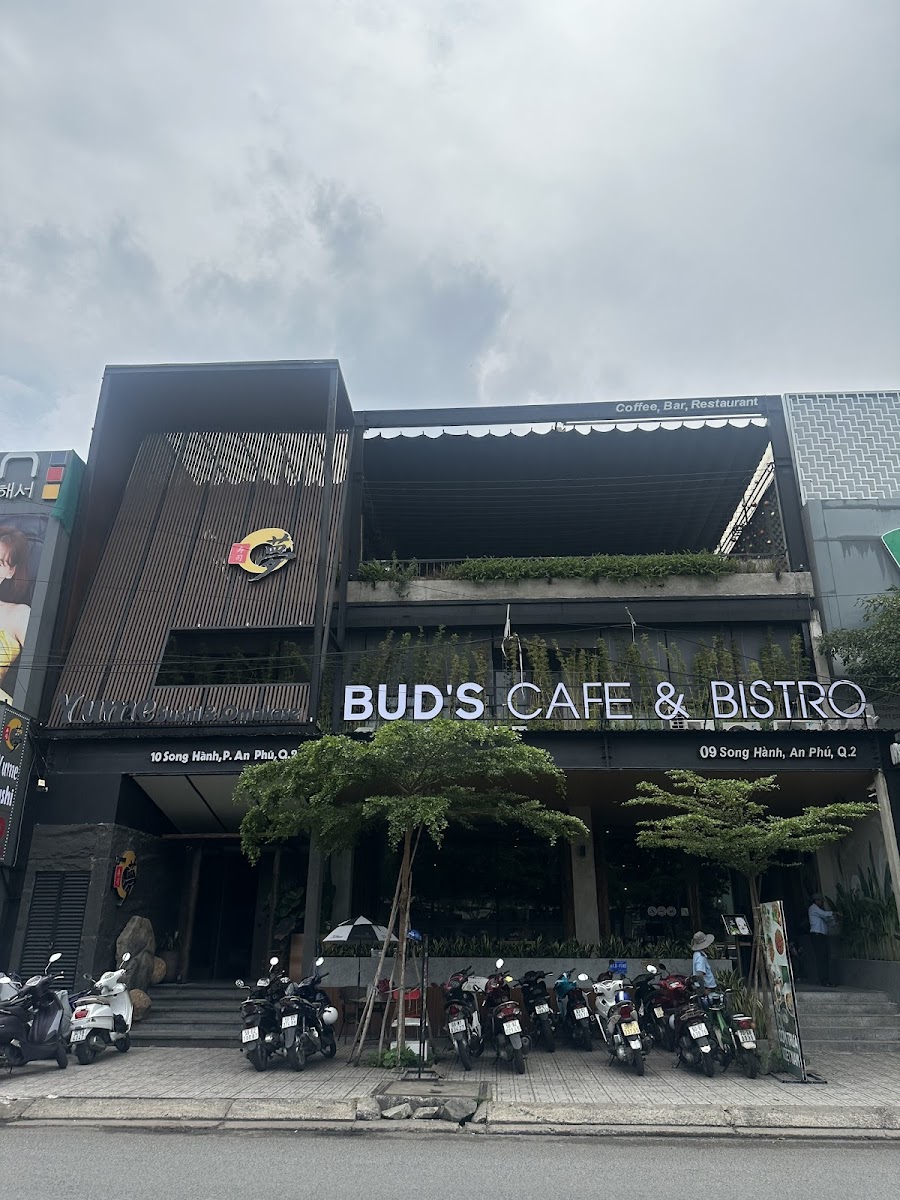 BUD'S CAFE - 09 Song Hanh photo 8 in Thao Dien