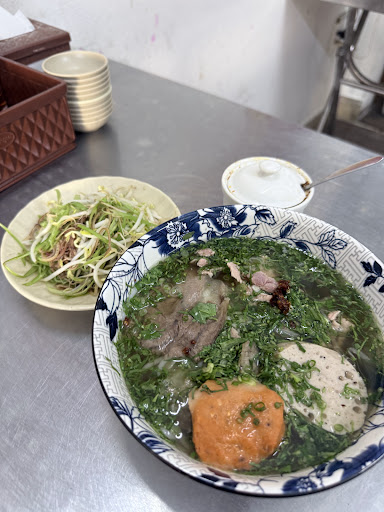 Bún bò Huế Trang photo 6 in Thao Dien