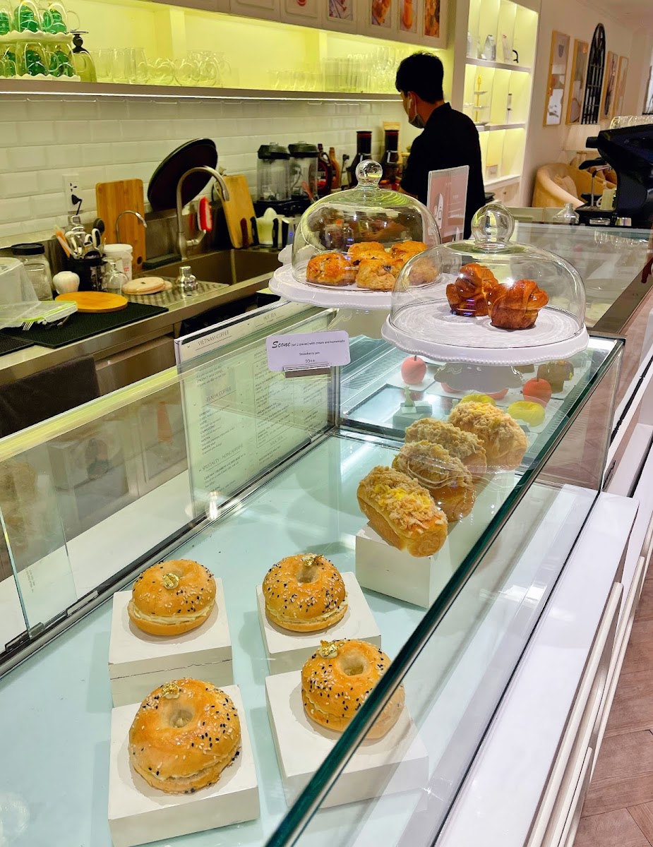 Buttery Cake & Cafe Cafe in Ho Chi Minh City - exterior