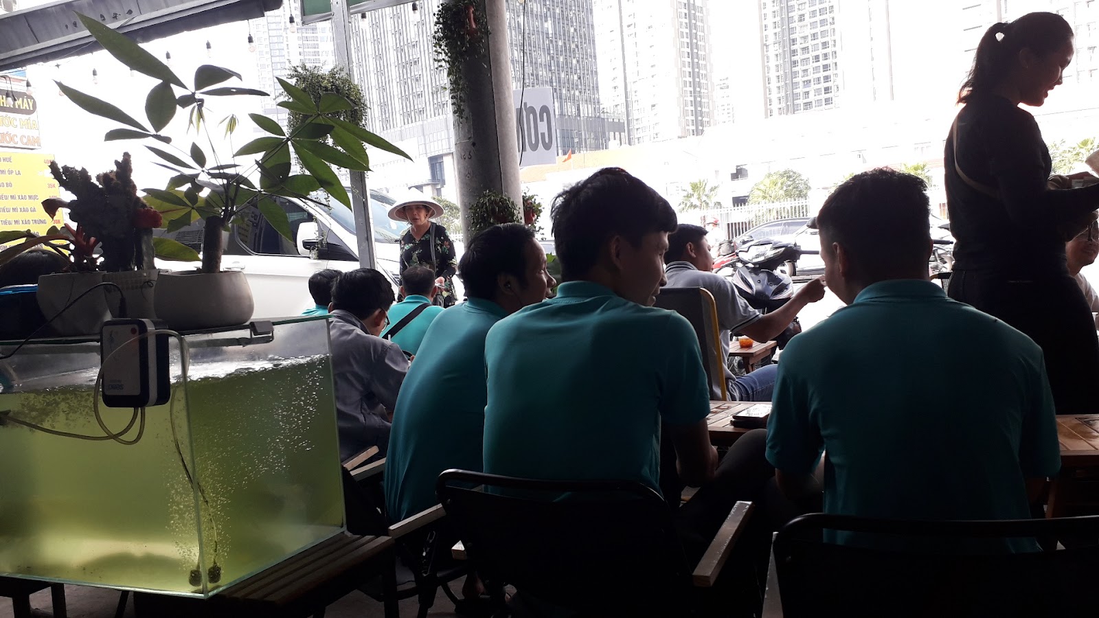 Cà Phê & Điểm Tâm Sáng Tân Cảng photo 2 in Thao Dien