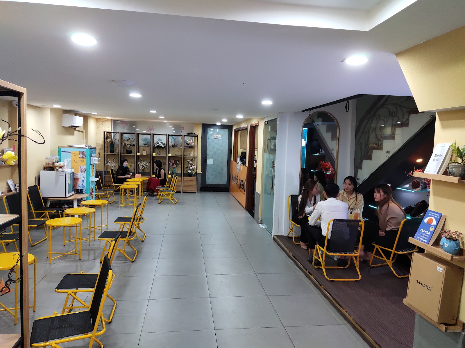 Cà Phê Ông Bầu - Cafe in Thao Dien