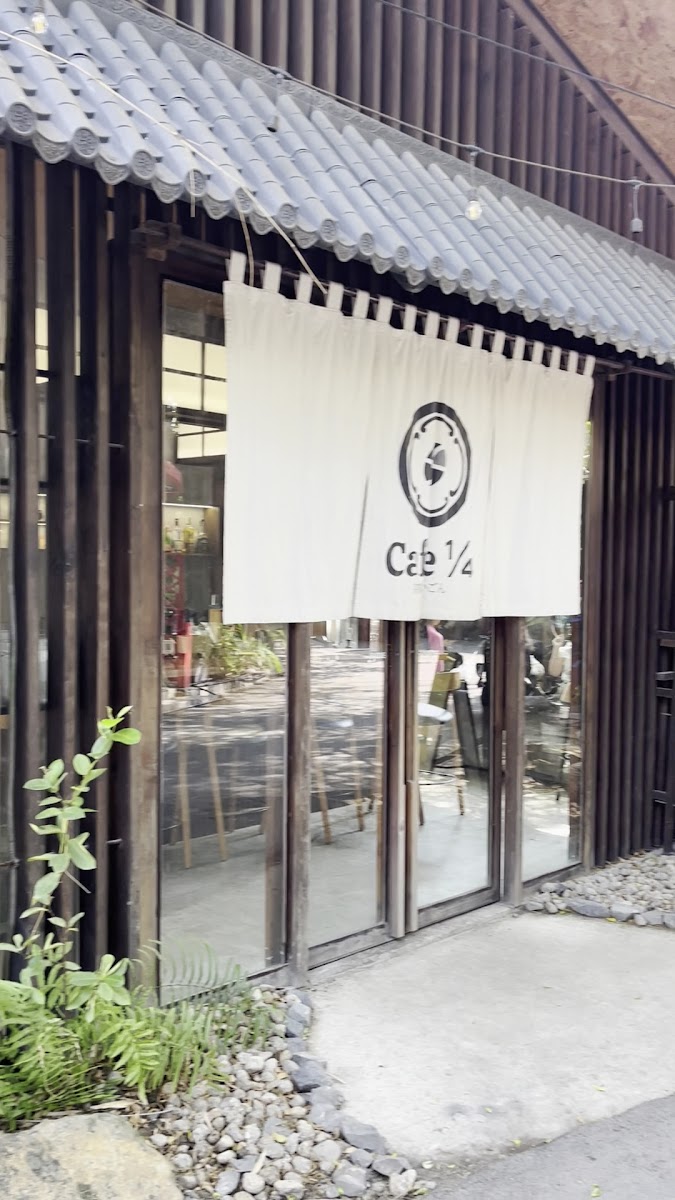 Cafe 1/4 Mot Phan Tu 茶寮さいごん photo 5 in Thao Dien