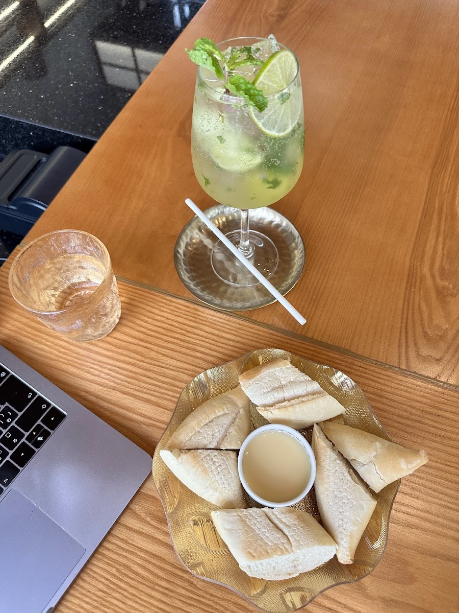 Cafe 1/4 Mot Phan Tu 茶寮さいごん photo 5 in Thao Dien