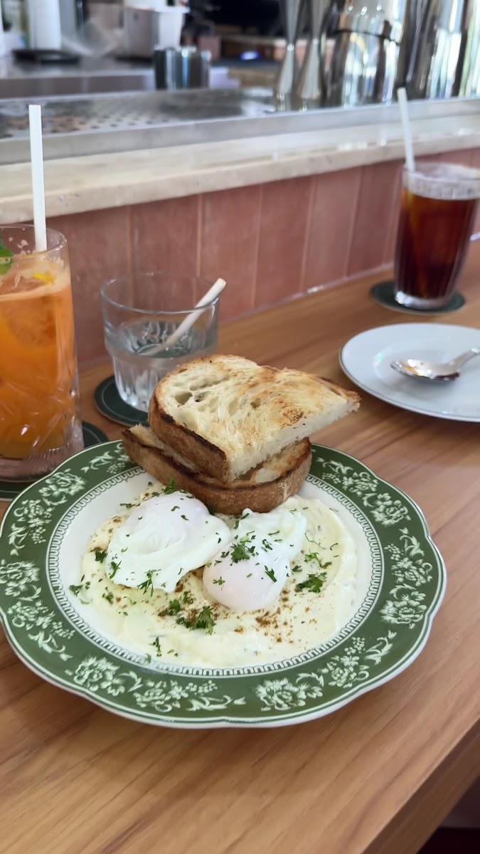 Café Carré Thảo Điền - Tran Ngoc Dien in Thao Dien