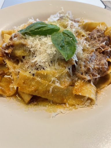 Penne with Meat Sauce and Cheese