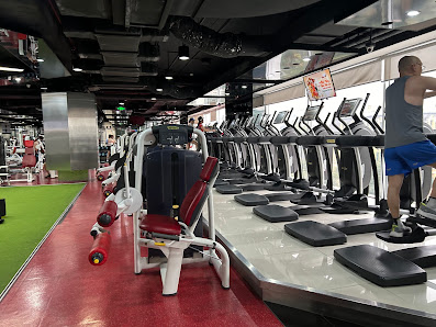 California Fitness & Yoga Capital Tower Quận Hoàn Kiếm photo 3 in Thao Dien