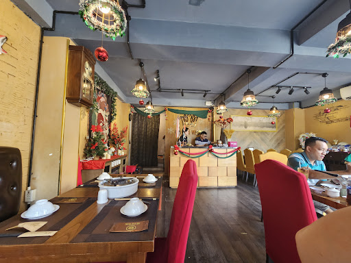 Chả Cá Đế Vương Fish restaurant in Ho Chi Minh City - exterior