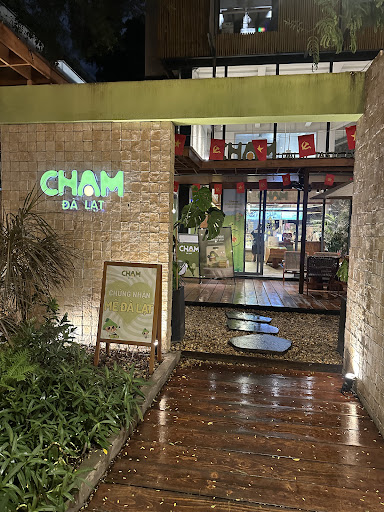 CHẠM Cafe & Kem Bơ Đà Lạt - Thảo Điền photo 1 in Thao Dien