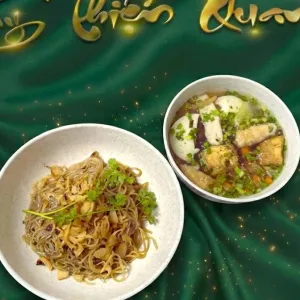 Dry Mixed Rice Noodles at Chay Thiện Tâm in Thao Dien
