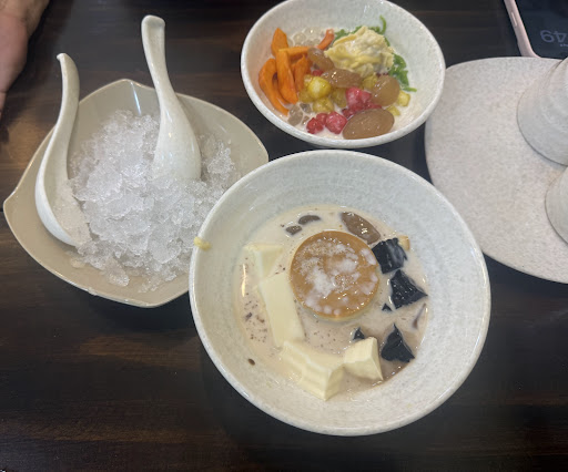 Chè Hi in Saigon