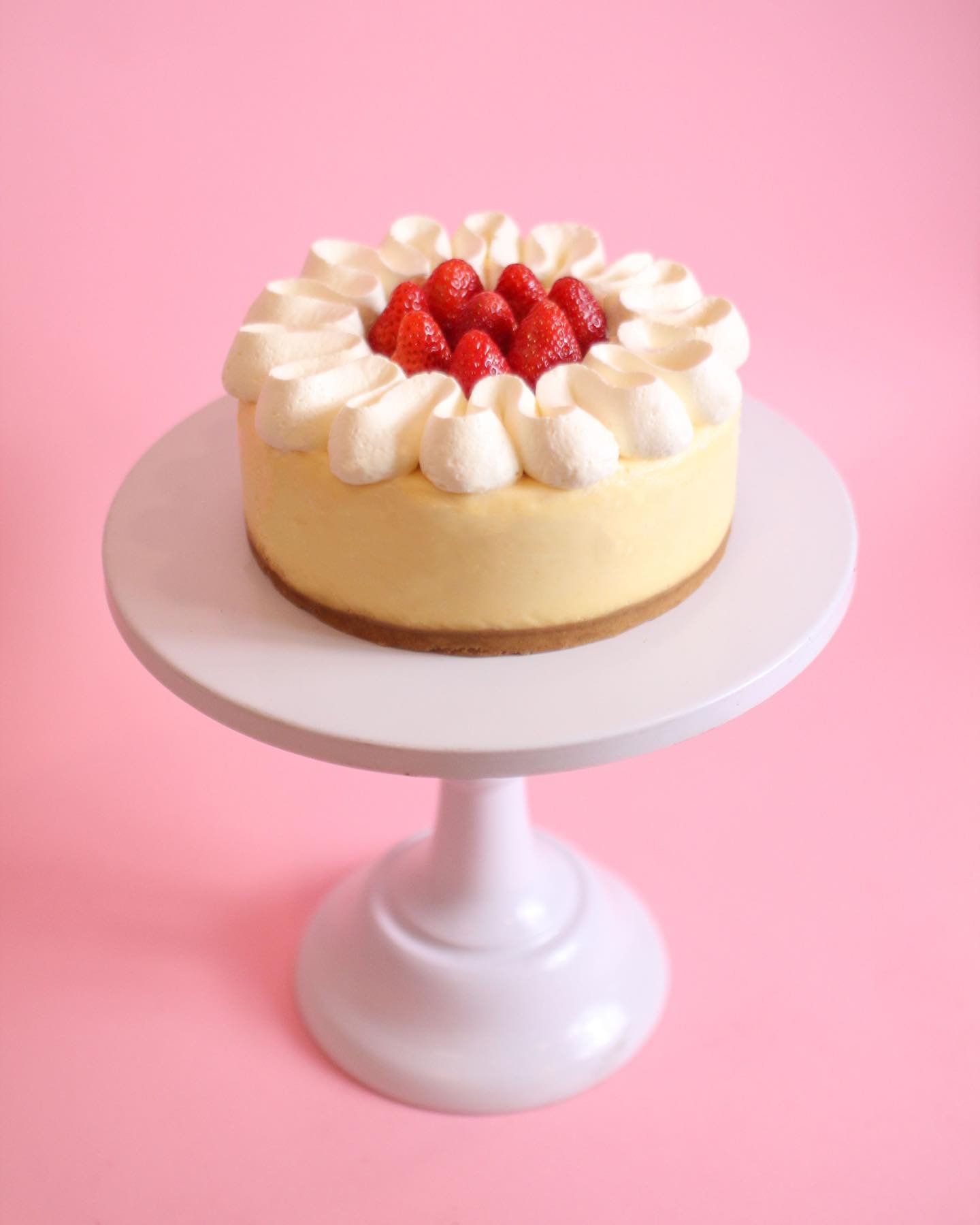 A Straightforward Guide to Ordering Custom Cakes From Us