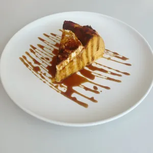 Pumpkin Spice Burnt Cheesecake - Thanksgiving occasion - Cheesecake Ngon