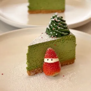 Matcha Cheesecake - Christmas Occasion - Cheesecake Ngon