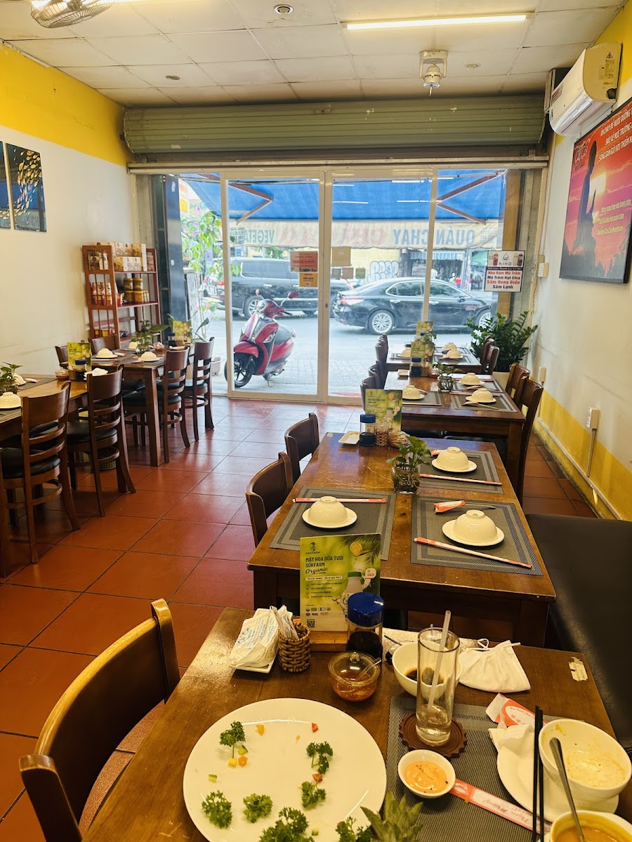 Chi Cao Vegetarian Restaurant photo 4 in Thao Dien
